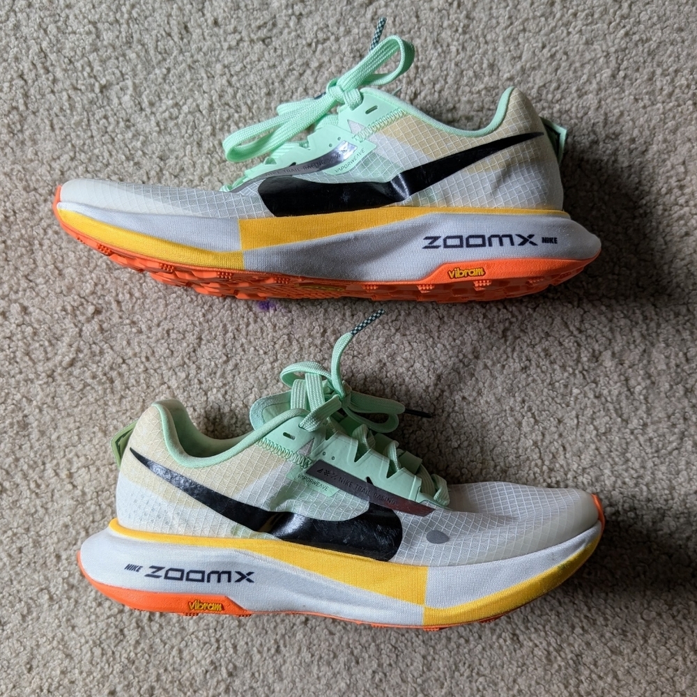 Nike ZoomX Ultrafly Trail Summit White Vapor Green Size 7.5 Women's - Picture 3 of 12